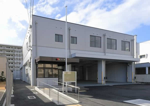 姫路市立飾磨小学校水泳プール